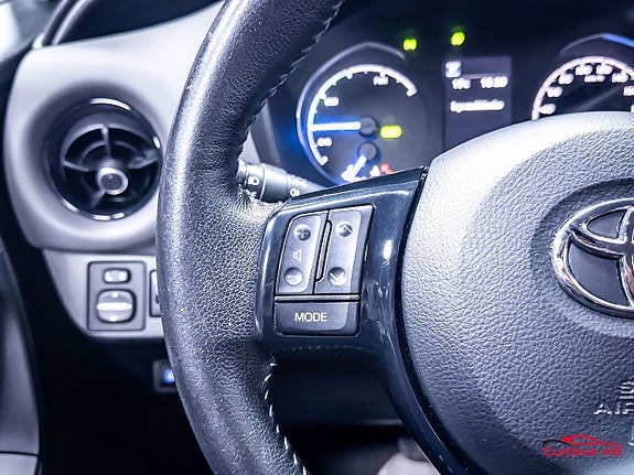 Toyota Yaris 20 of 28