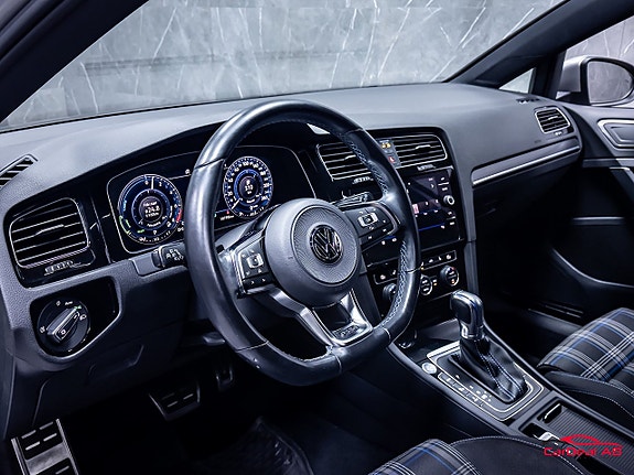 Volkswagen Golf I 12 of 28