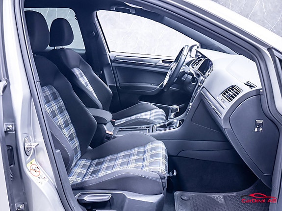 Volkswagen Golf I 15 of 28