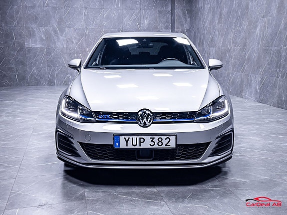 Volkswagen Golf I 2 of 28