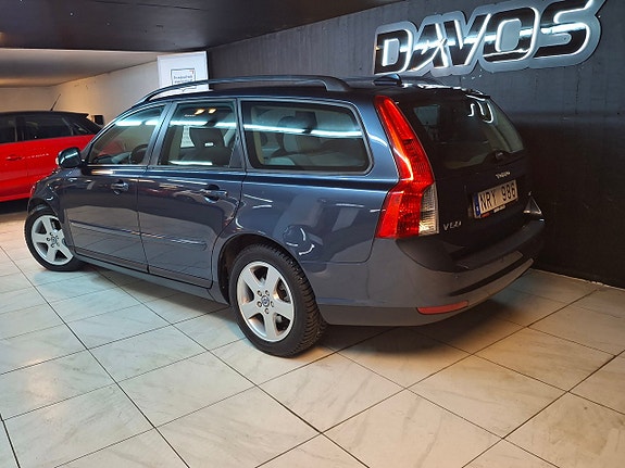 Volvo V50 5 of 8