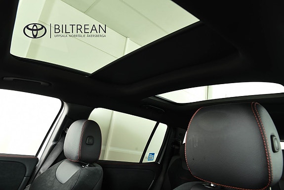 Mercedes-Benz GLB200 8 of 24