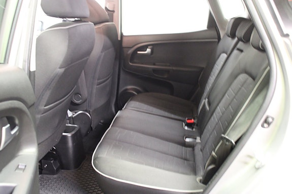 Kia Venga 8 of 14