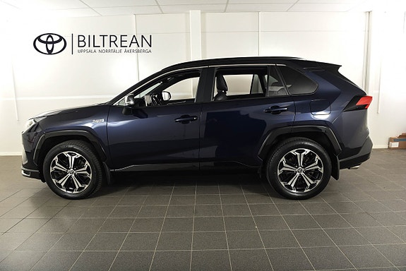 Toyota RAV4 Plug-in Hybrid 2 of 22
