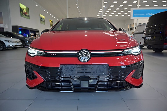 Volkswagen Golf I 3 of 28