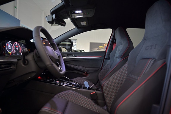Volkswagen Golf I 22 of 28