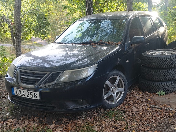 Saab 9-3 2 of 4