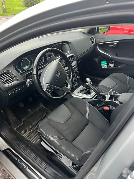 Volvo V40 8 of 9