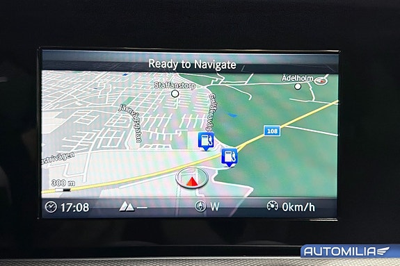 Mercedes-Benz E220 9 of 16