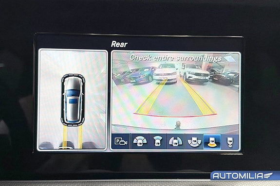 Mercedes-Benz E220 8 of 16