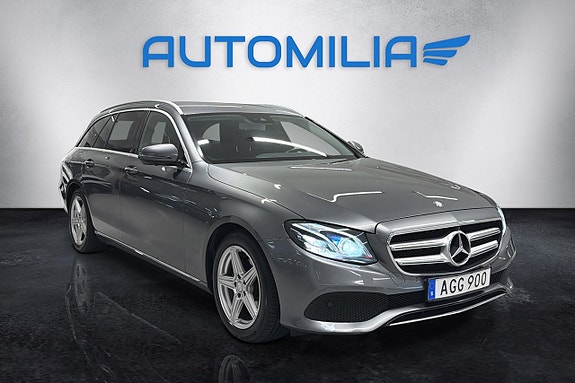 Mercedes-Benz E220 16 of 16