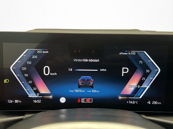 BMW i4 23 of 30