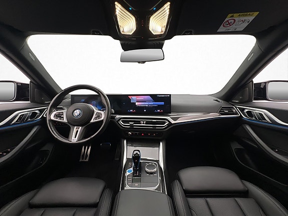 BMW i4 16 of 30