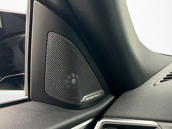BMW i4 19 of 30