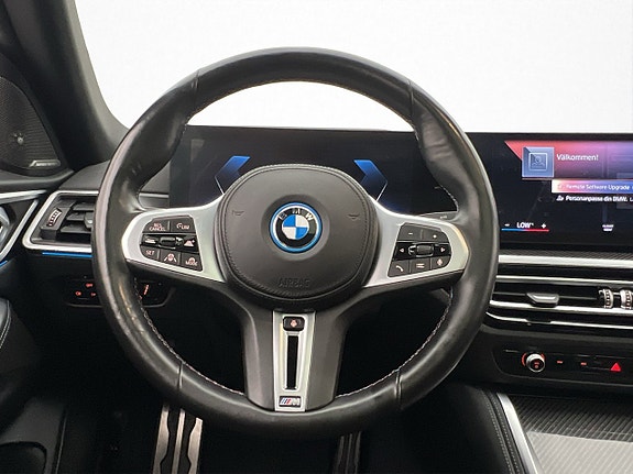 BMW i4 17 of 30