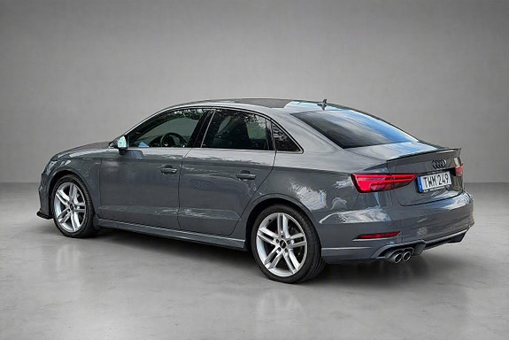 Audi A3 8 of 21