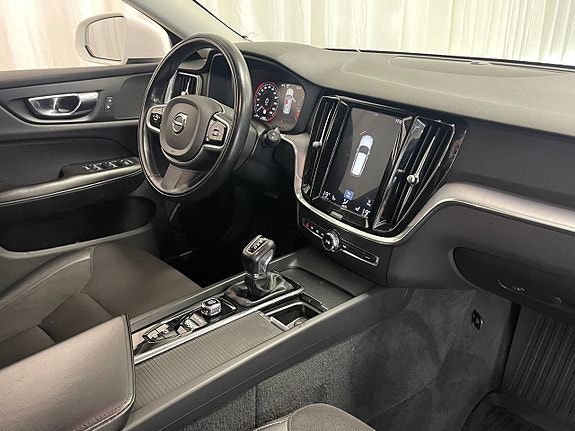 Volvo V60 10 of 21