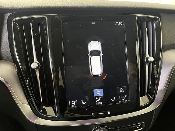 Volvo V60 17 of 21