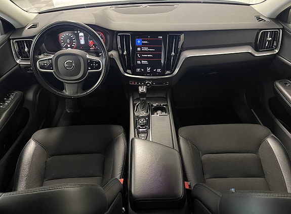 Volvo V60 9 of 21