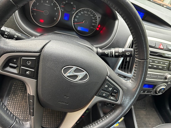 Hyundai i20 4 of 4