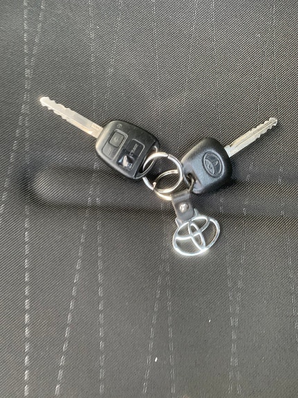 Toyota Yaris 12 of 13