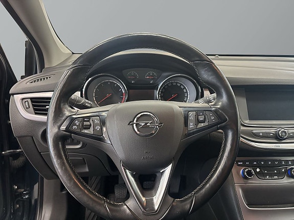 Opel Astra 10 of 12