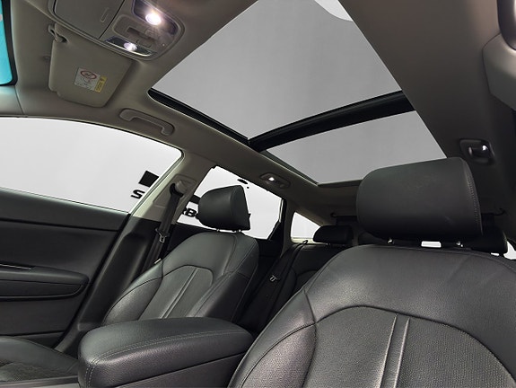 Kia Optima 13 of 30