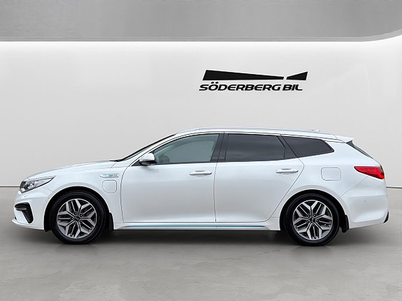 Kia Optima 5 of 30
