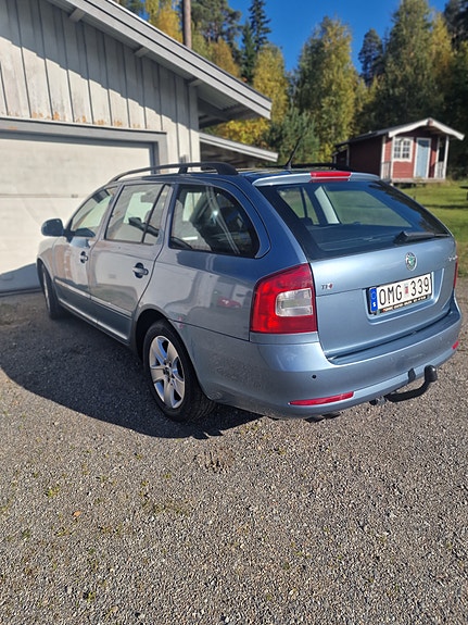 Skoda Octavia 3 of 6