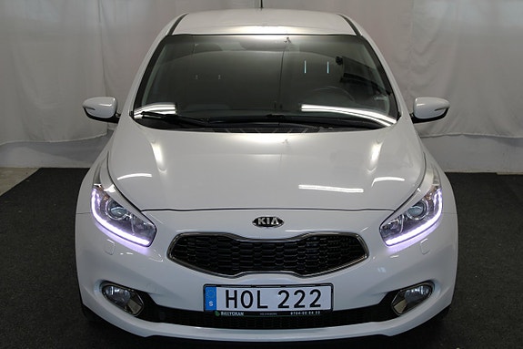 Kia Ceed 3 of 20