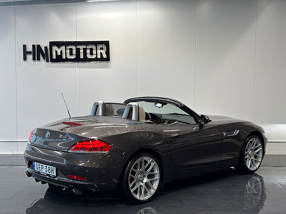 BMW Z4 8 of 23
