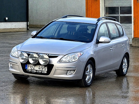 Hyundai i30 3 of 12