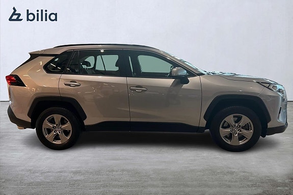 Toyota RAV4 18 of 22
