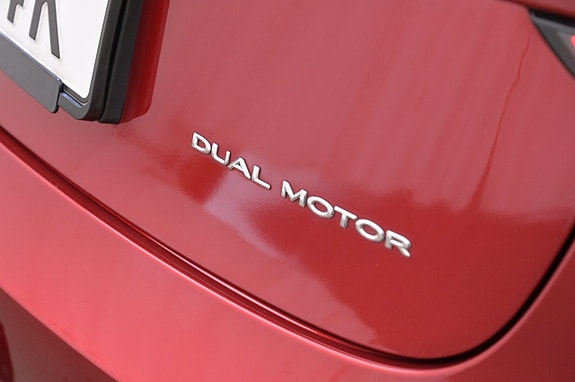 Tesla Model 3 25 of 27