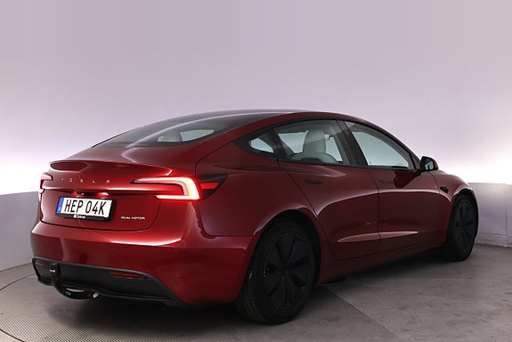 Tesla Model 3 5 of 27