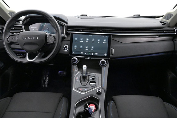 Lynk & Co 01 6 of 27