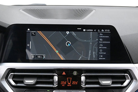 BMW 330e 16 of 27