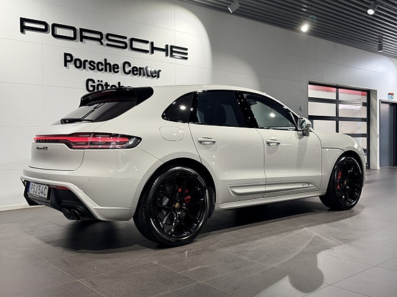 Porsche Macan GTS 4 of 29