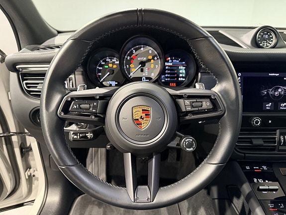 Porsche Macan GTS 21 of 29