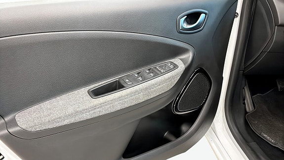 Renault Zoe 11 of 18