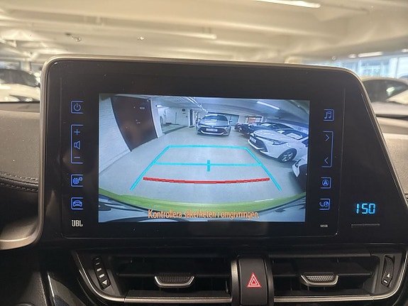 Toyota C-HR 17 of 20