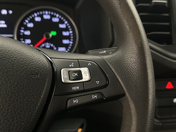 Volkswagen Crafter 21 of 30