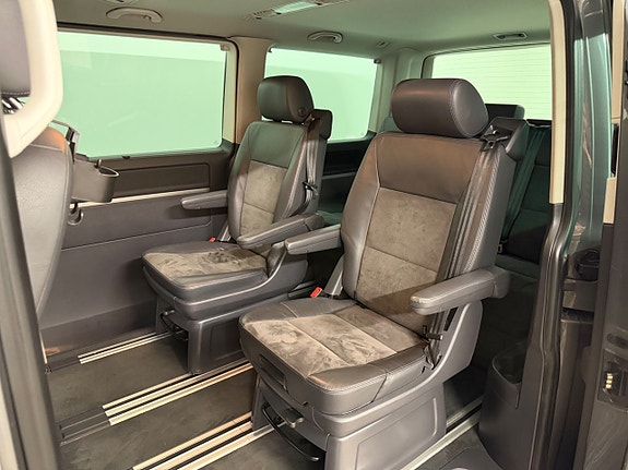 Volkswagen Multivan 6 of 11
