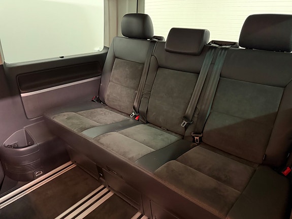 Volkswagen Multivan 11 of 11