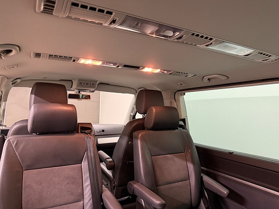 Volkswagen Multivan 10 of 11