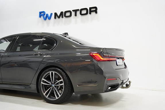 BMW 750Li 6 of 30