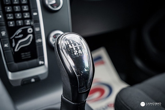 Volvo V40 6 of 10