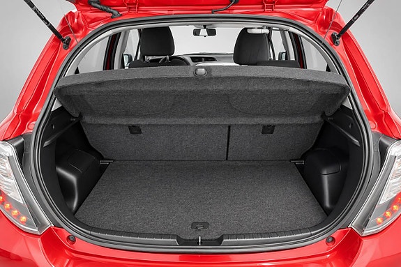 Toyota Yaris 27 of 27