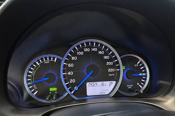 Toyota Yaris 17 of 27