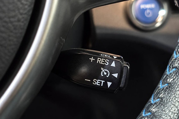 Toyota Yaris 22 of 27